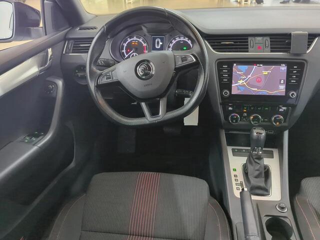 Skoda OCTAVIA Combi 1.5 TSI Greentech Sport Business DSG/ Metallic/ Climatronic/ Sportint./ PDC A/ 17 lmv