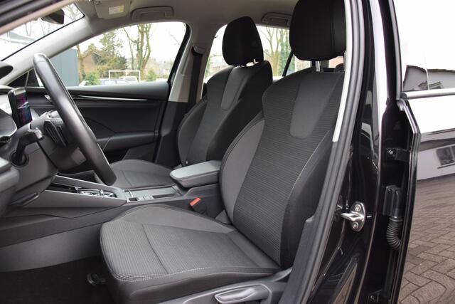 Skoda OCTAVIA Combi 1.4 TSI iV 150PK PHEV Business Edition | Org. NL | BOVAG Garantie | Plug in Hybride | Virtual Cockpit | Navigatie | Full LED | PDC Voor&Achter | Elektrische Kofferklep |
