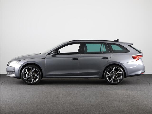 Skoda OCTAVIA Combi Sportline Business 1.5 TSI MHEV 150pk | 19 inch | Light & View | Blind Spot | Infotainment Plus
