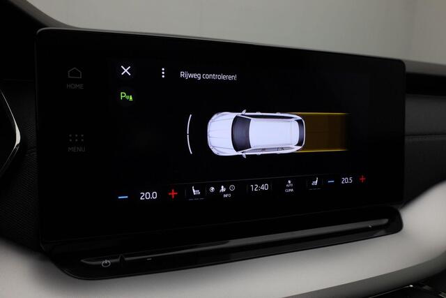 Skoda OCTAVIA Combi 1.4 TSI 204 pk DSG iV PHEV Business Edition | Panoramadak | Geheugenstoelen | Stoelverwarming | Parkeersensoren voor/achter