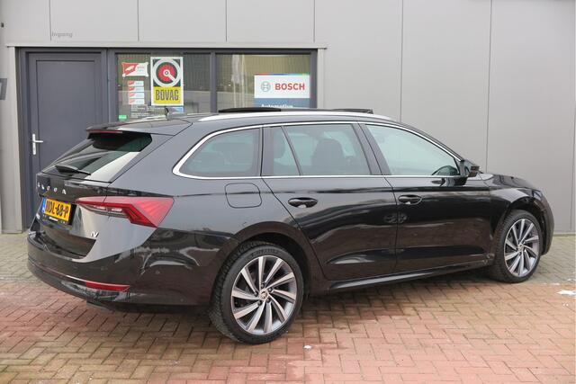 Skoda OCTAVIA Combi 1.4 TSI 204pk iV PHEV Sportline Business, Pano ,Camera, Keyless,Navigatie,LMV, Virtual cockpit,Canton soundsysteem,DAB+ radio , Carplay, etc Prijs rijklaar incl.garantie