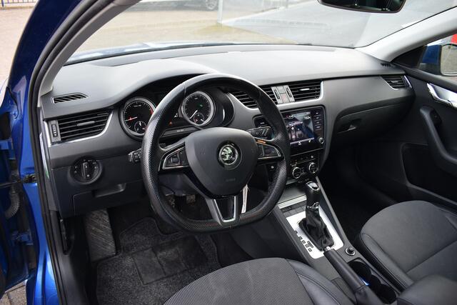 Skoda OCTAVIA Combi 1.0 TSI Greentech Ambition Business | Automaat | Pano | CarPlay | Half Leer