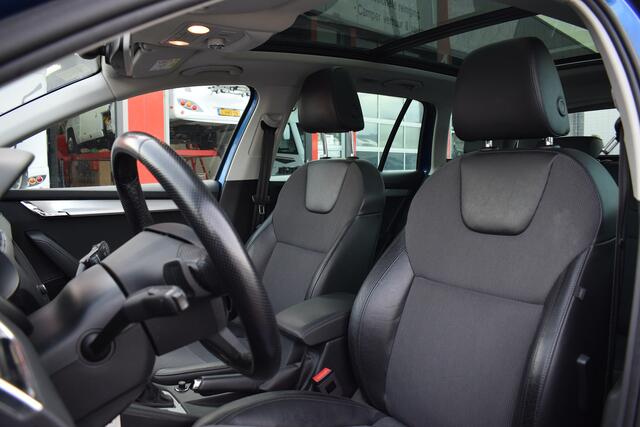 Skoda OCTAVIA Combi 1.0 TSI Greentech Ambition Business | Automaat | Pano | CarPlay | Half Leer