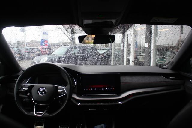 Skoda OCTAVIA 1.4 TSI RS iV PHEV Sportline | Massage | Leer/alcantrara | Head-up