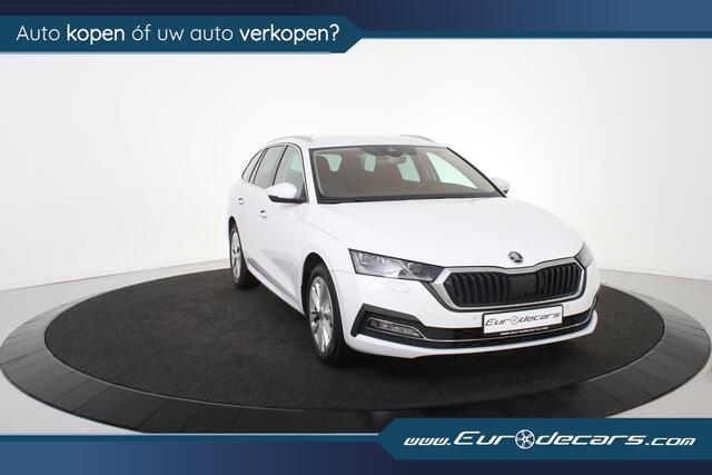 Skoda OCTAVIA Combi 1.0 TSI Style DSG*1ste Eigenaar*Navigatie*Stoelverwarming*Trekhaak
