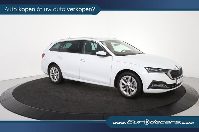 Skoda OCTAVIA Combi 1.0 TSI Style DSG*1ste Eigenaar*Navigatie*Stoelverwarming*Trekhaak