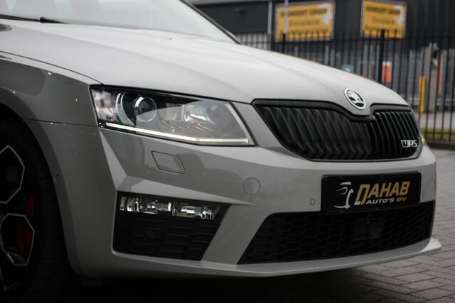 Skoda OCTAVIA Combi 2.0 TSI RS 230 | Pano. | Leder | Canton | ACC |