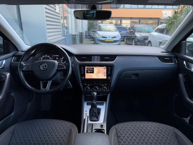 Skoda OCTAVIA Combi 1.0 TSI Greentech Style DSG CarPlay LED
