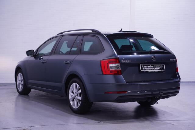 Skoda OCTAVIA Combi 1.0 TSI 116 pk Ambition Navi, Trekhaak Clima Navi Cruise Trekhaak Privacyglas Apple Carplay PDC 1e Eigenaar NAP