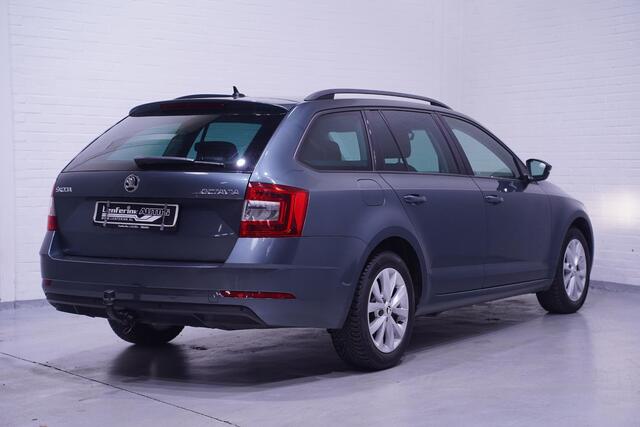 Skoda OCTAVIA Combi 1.0 TSI 116 pk Ambition Navi, Trekhaak Clima Navi Cruise Trekhaak Privacyglas Apple Carplay PDC 1e Eigenaar NAP