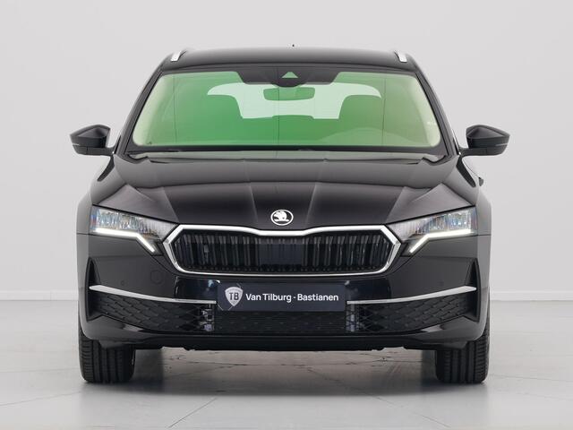 Skoda OCTAVIA Combi 1.5 TSI e-TEC MHEV 115 7DSG First Edition | Achteruitrijcamera | Chromen grille | Chromen raamlijsten