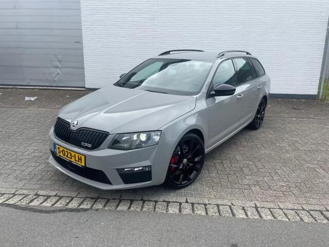 Skoda OCTAVIA 2.0 TSI RS 230