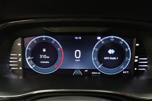Skoda OCTAVIA Combi 1.0 TSI Business Edition Climate, Verwarmd Stuurwiel, Apple Carplay, Cruise, LED, PDC, DAB, 17''