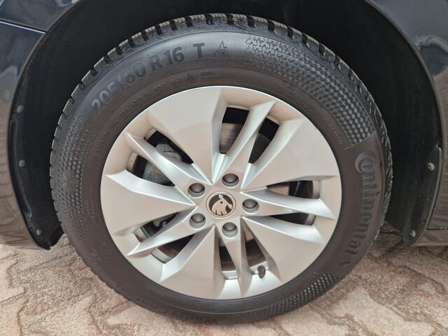 Skoda OCTAVIA Combi 1.0 TSI Business Edition ECC | PDC | NAVI | ANDROID AUTO/APPLE CARPLAY | ELEK. ACHTERKLEP