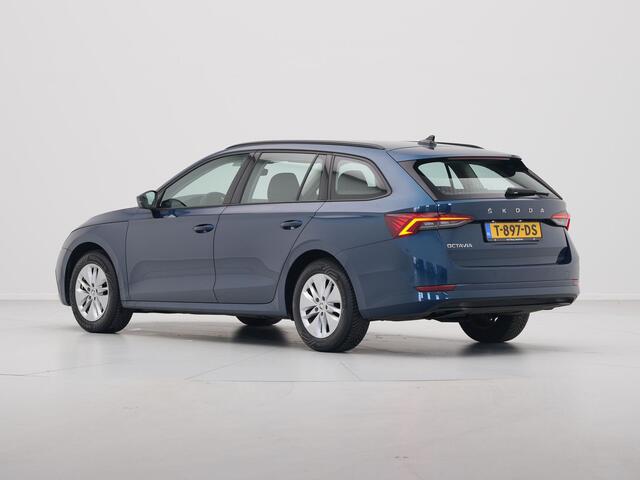 Skoda OCTAVIA Combi 1.0 TSI 111pk Business Edition Carplay Trekhaak Navigatie Digital Cockpit Acc Pdc