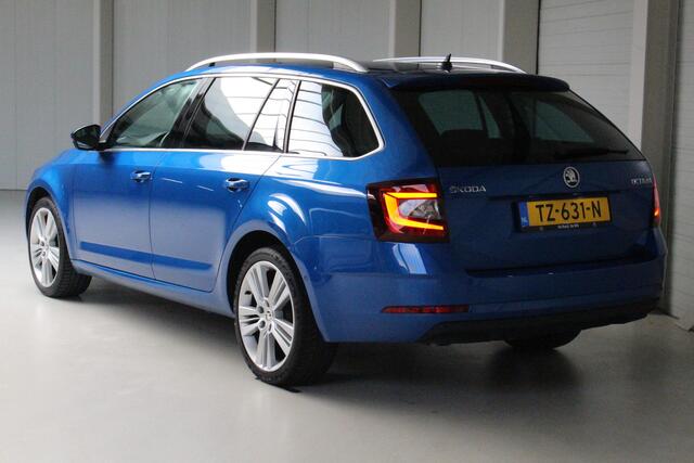Skoda OCTAVIA Combi 1.0 TSI Greentech Style Business Navigatie | 18" Velgen Pictoris | Led verlichting | Parkeersensoren