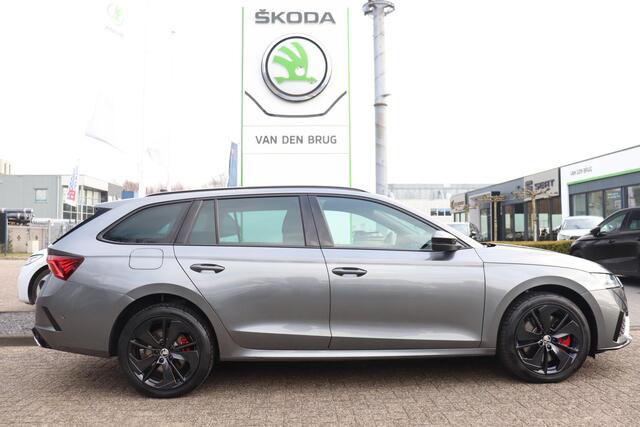 Skoda OCTAVIA Combi 1.4 TSI RS iV PHEV 245pk | Trekhaak | Adaptieve cruise control | Stoelverwarming | Elektr. achterklep |