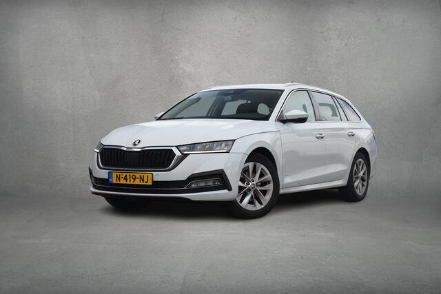 Skoda OCTAVIA Combi 1.5 TSI First Edition | 150 PK | CarPlay | Virtual | Stoelverw.