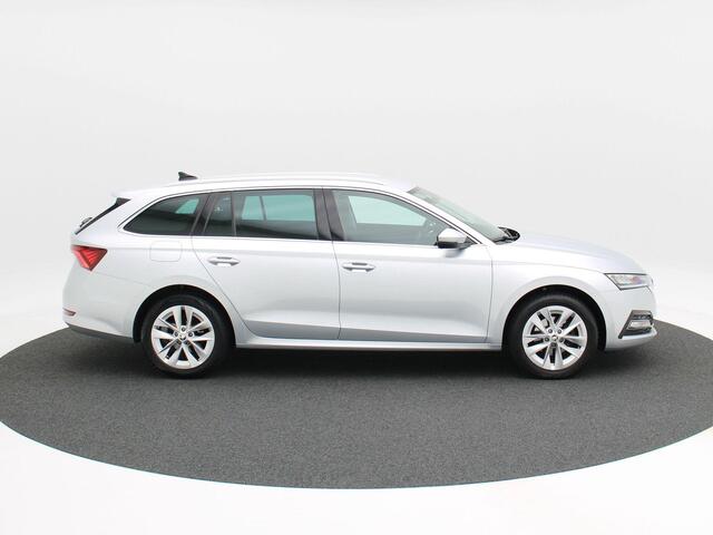 Skoda OCTAVIA Combi 1.0 TSi 110 Pk Business Edition | Navigatie | Trekhaak | Privacy Glass | Elektrische Achterklep | 17 Inch