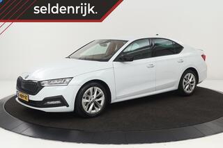 skoda-octavia-1.0-e-tsi-sport--car