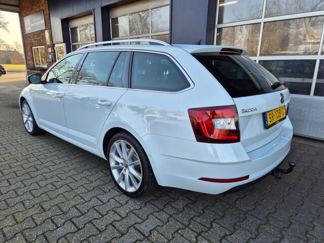 Skoda OCTAVIA 1.0 TSI Greentech Style Business ALL IN.