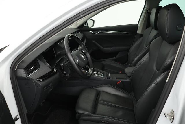 Skoda OCTAVIA 1.4 TSI iV PHEV Style | Head-Up | Stoelventilatie | Leder | Camera | Verwarmde achterbank | Carplay | Adaptive cruise | Full LED | Sfeerverlichting | Canton Sound