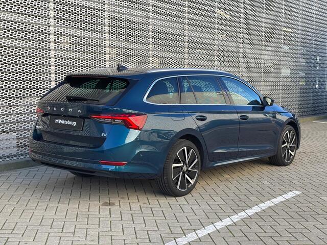 Skoda OCTAVIA Combi 1.4 TSI PHEV 204pk DSG iV Style / Panoramadak / Memory Seats Voorstoelen / Head Up Display / LED / Stuur & Stoelverwarming Voor & Achter / 18" LMV