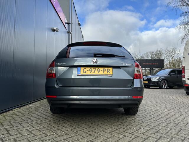 Skoda OCTAVIA Combi 1.0 TSI Greentech Business Edition | Navigatie | PDC V+A | Cruise