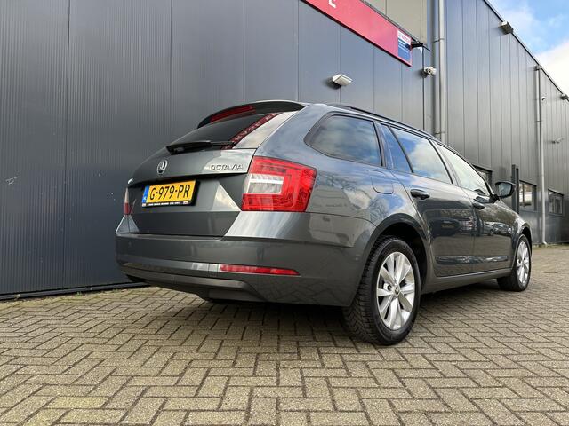 Skoda OCTAVIA Combi 1.0 TSI Greentech Business Edition | Navigatie | PDC V+A | Cruise