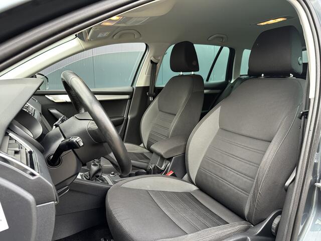 Skoda OCTAVIA Combi 1.0 TSI Greentech Business Edition | Navigatie | PDC V+A | Cruise
