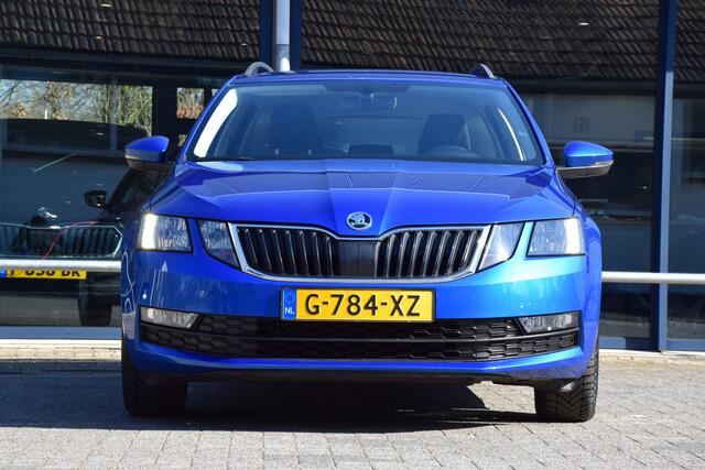 Skoda OCTAVIA Combi 1.5 TSI 150PK Greentech Business Edition DSG Automaat | Org. NL | BOVAG Garantie | Trekhaak | Apple Carplay/ Android Auto | Cruise&Climate Control | Navigatie |