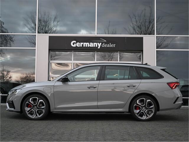 Skoda OCTAVIA Combi 1.4TSI RS iV 245pk PHEV Business Pano ACC Canton HUD 18-Inch Zetels-Memo Camera VOL!