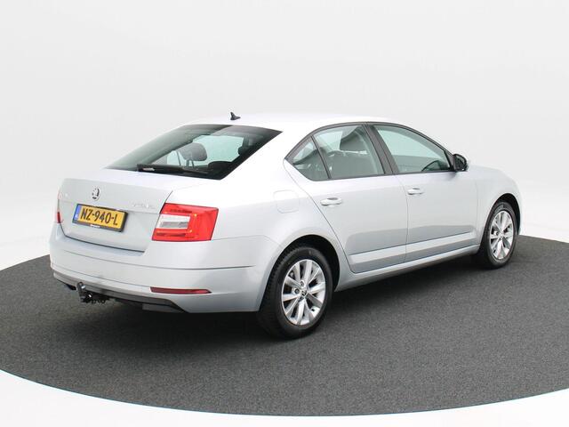 Skoda OCTAVIA 1.0 TSi 115 Pk Automaat Ambition Business | Navigatie | Climate Control | Trekhaak | 71.680KM!!