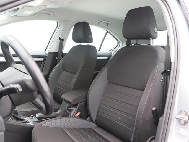 Skoda OCTAVIA 1.0 TSi 115 Pk Automaat Ambition Business | Navigatie | Climate Control | Trekhaak | 71.680KM!!