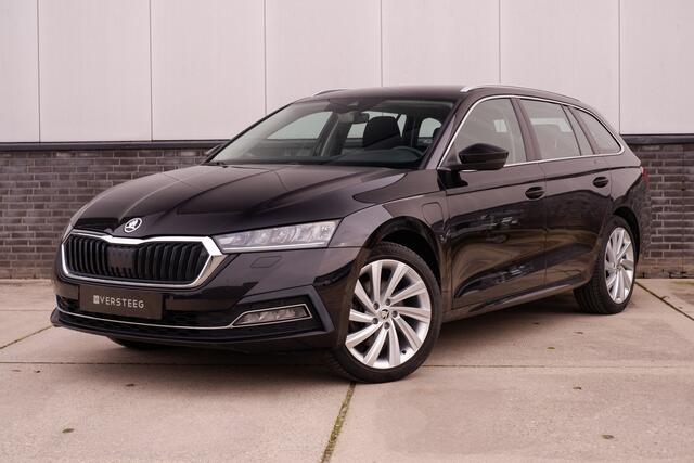 Skoda OCTAVIA Combi 1.4 TSI iV PHEV Business Edition | LED | Trekhaak | Navi | Camera | Carplay