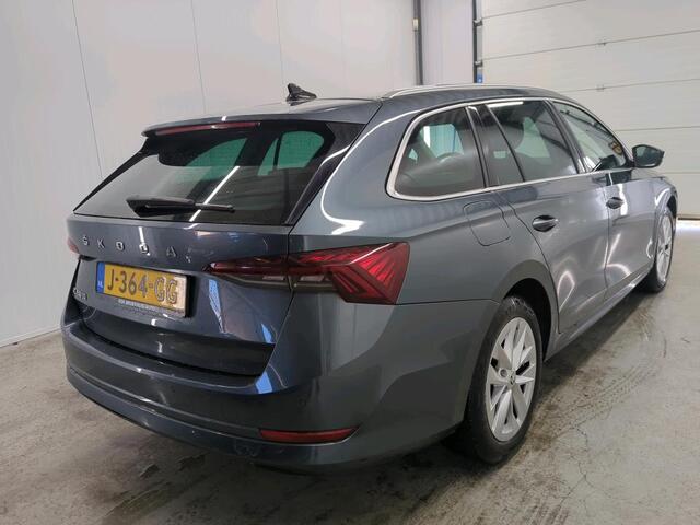 Skoda OCTAVIA Combi 1.5 TSI First Edition NIEUWE MODEL 1e eigenaar