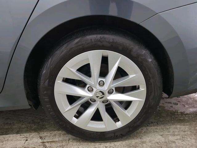 Skoda OCTAVIA Combi 1.5 TSI First Edition NIEUWE MODEL 1e eigenaar