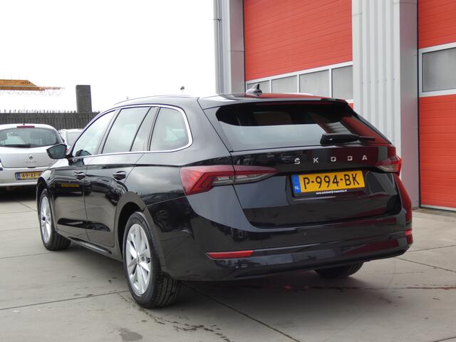 Skoda OCTAVIA Combi 1.0 e-TSI Business Edition Plus/ automaat/ zeer mooi!