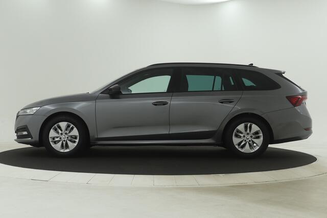 Skoda OCTAVIA Combi 1.0 e-TSI 110pk DSG Ambition Navigatie Pdc Clima Lm Velgen