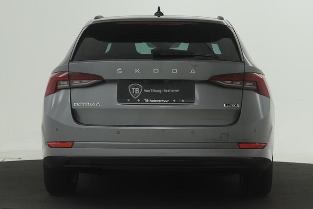 Skoda OCTAVIA Combi 1.0 e-TSI 110pk DSG Ambition Navigatie Pdc Clima Lm Velgen