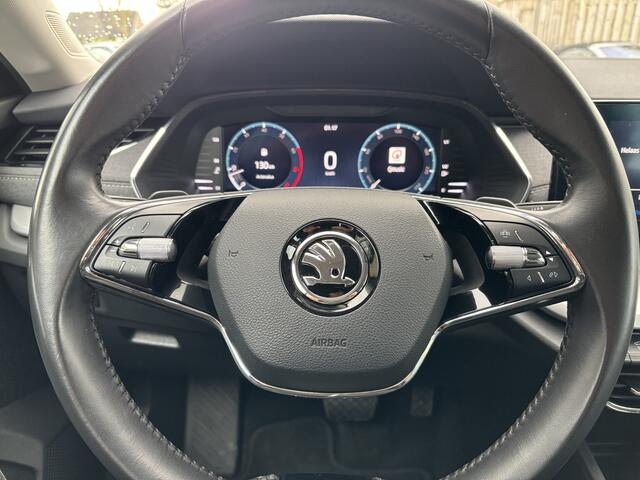 Skoda OCTAVIA Combi 1.5 e-TSI Automaat Business Edition Full LED / Carplay / Stoelverwarming