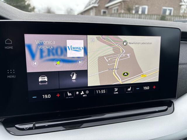 Skoda OCTAVIA Combi 1.5 e-TSI Automaat Business Edition Full LED / Carplay / Stoelverwarming