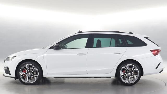 Skoda OCTAVIA Combi 1.4 TSI iV RS 245pk PHEV Business / Panoramadak / Memory / Adaptive Cruise