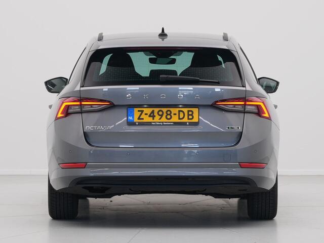 Skoda OCTAVIA Combi 1.0 e-TSI 110pk DSG Business Edition Trekhaak Navigatie Clima Cruise