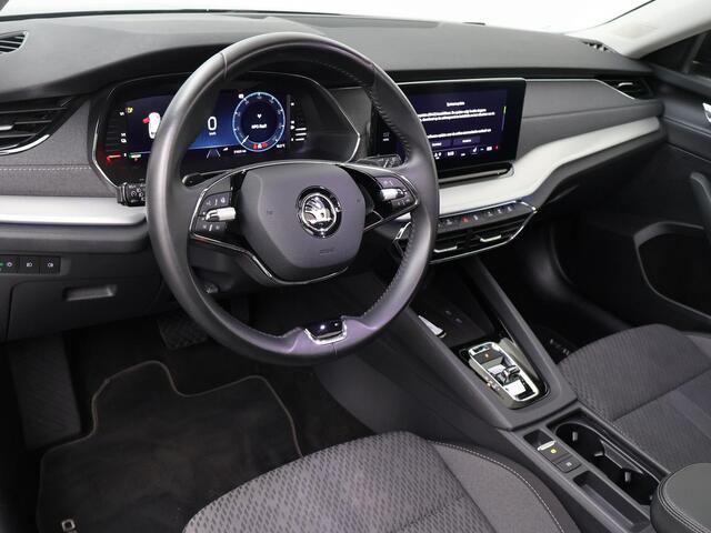 Skoda OCTAVIA Combi 1.4 TSI iV PHEV Style | 204 PK | Panoramadak | Lichtmetalen velgen 18"| Navigatiesysteem Columbus |