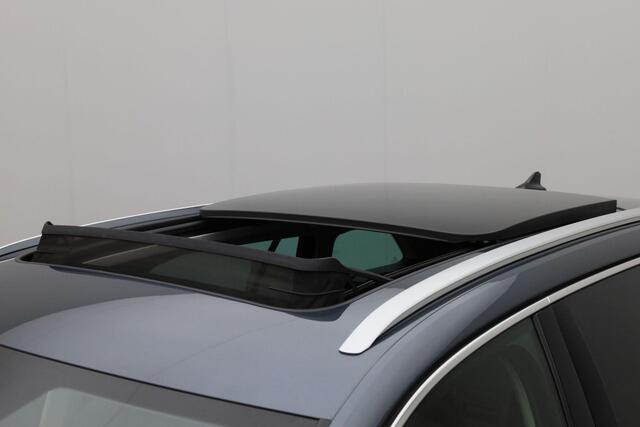 Skoda OCTAVIA Combi 1.4 TSI 204 pk DSG iV PHEV Business Edition Plus | Panoramadak | Matrix LED | Geheugenstoelen | Stoel-/achterbankverwarming | Head-up display