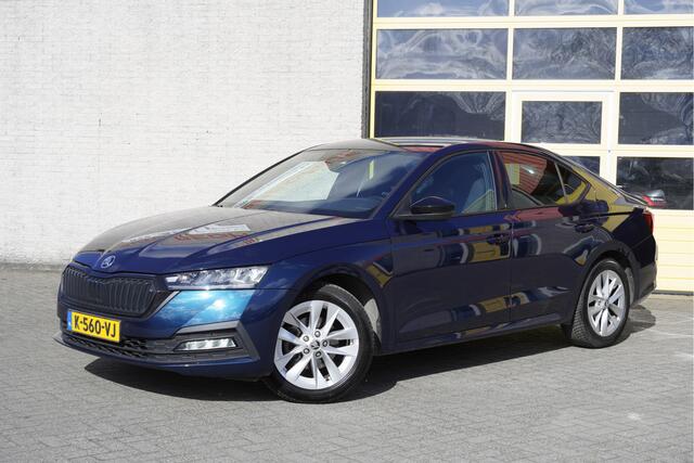 Skoda OCTAVIA 1.0 e-TSI Automaat! Sport Business BJ2021 Lmv 17" | Led | Pdc | Navi | Dynamische knipperlichten | App-Connect | Virtual cockpit | Dashboard verlichting | Climate control | Cruise control | RS-Sportstoelen | RS-Sport stuurwiel | Zwarte hemel