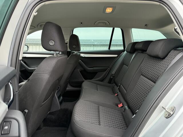Skoda OCTAVIA Combi 1.4 TSI Style | Clima | Trekhaak | Cam