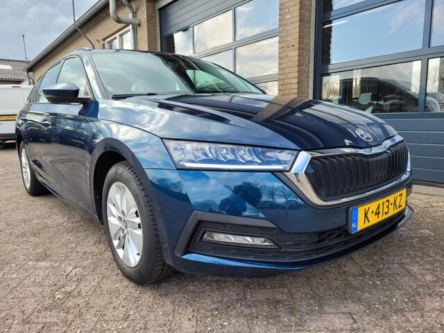 Skoda OCTAVIA 1.0 E TSI Business Edition Automaat DSG