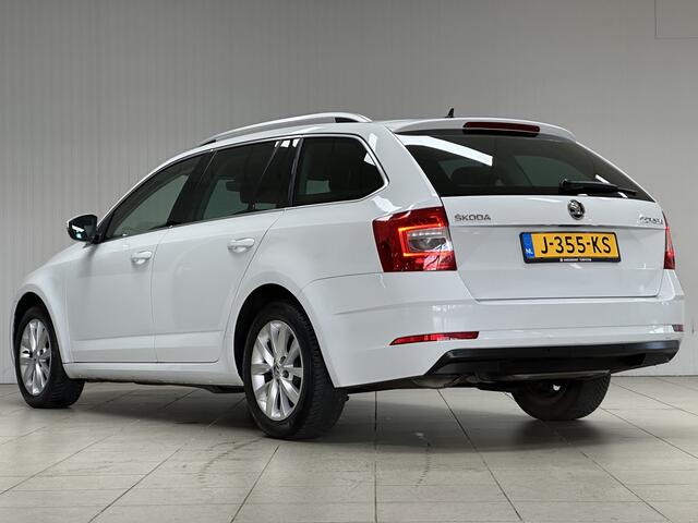 Skoda OCTAVIA Combi 1.5 TSI Greentech Business Edition/ 150pk!/ Automaat/ Half-Leder/ Stoelverw./ Half-Leder/ Apple + Android/ Navi/ Clima/ Cruise/ Elek. pakket/ Isofix/ Bluetooth/ Multi. Sportstuur/ 16'' LMV/ Mistl./ Chroom/ PDC V+A/ Extra getint